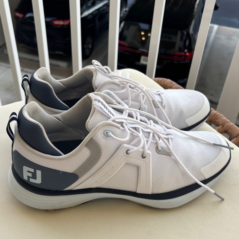 Brand New White and Slate Footjoy Golf Shoes Size 9.5